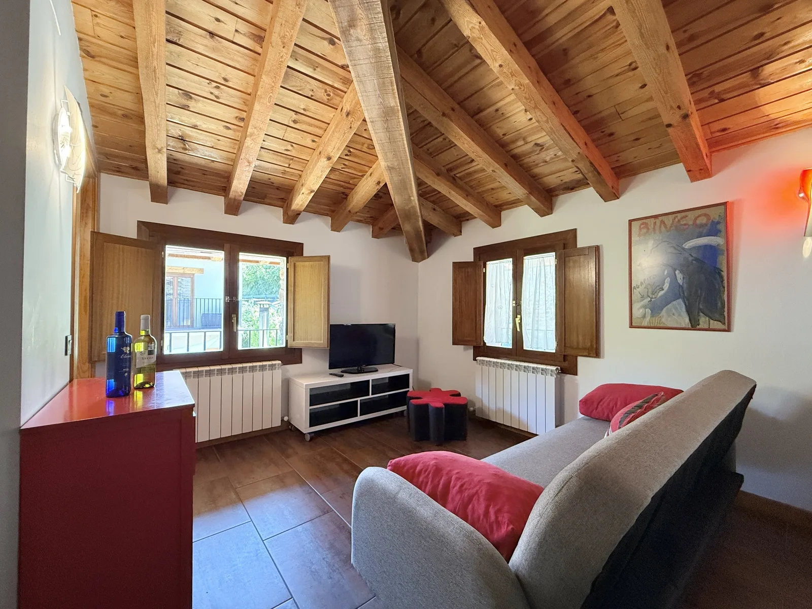 Habitación en alquiler LA ROJA · 2 pax + 2