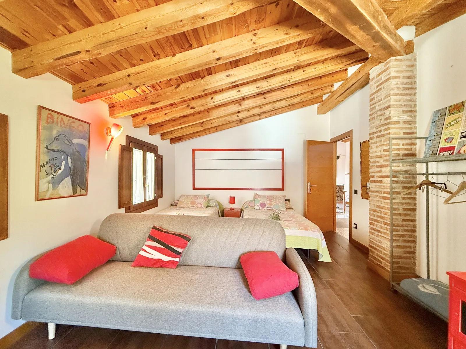 Habitación en alquiler LA ROJA · 2 pax + 2
