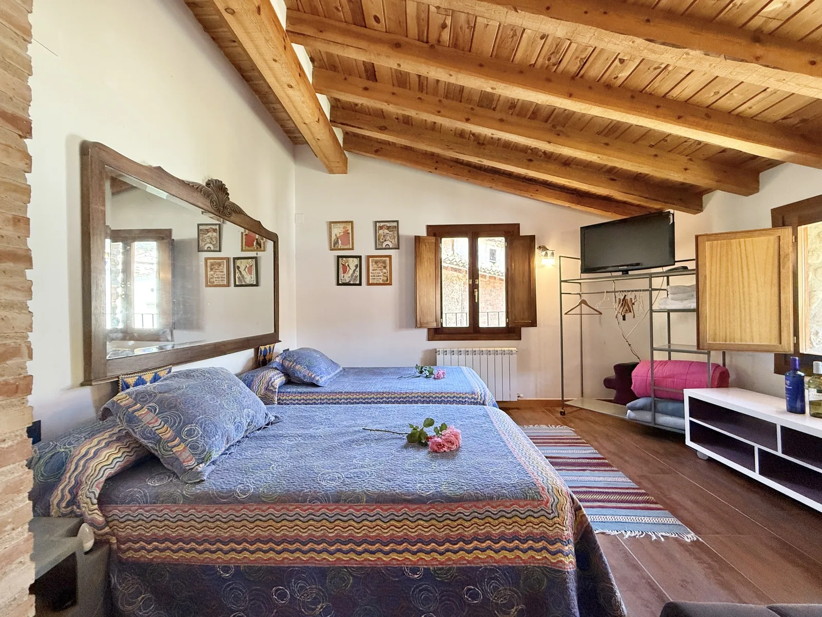 Habitación A través del Espejo - 2 personas (posibilidad de cama extra)